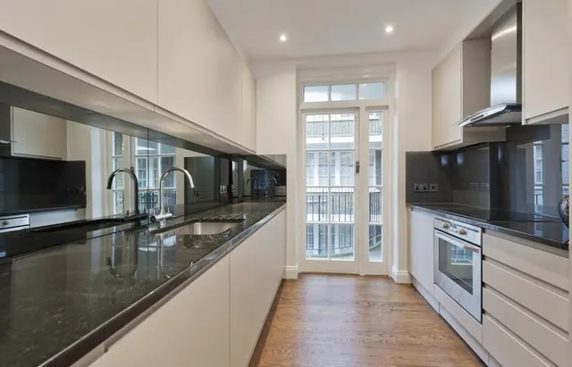 Marylebone Road, Marylebone, NW1, photo 2