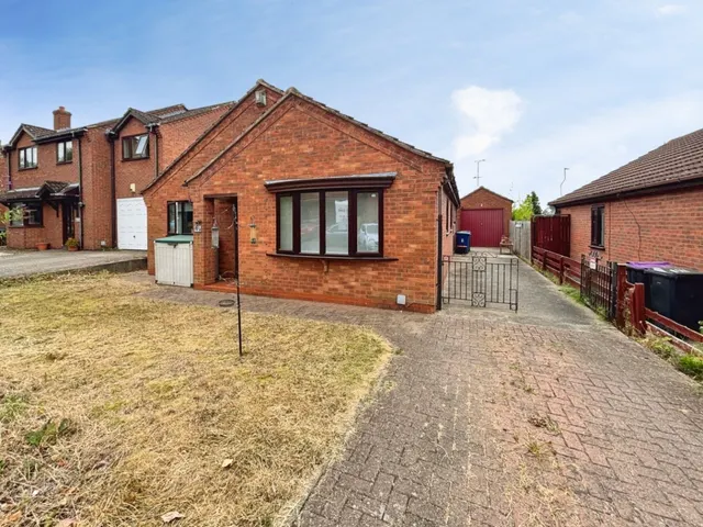 Warren Close, Gainsborough, photo 1