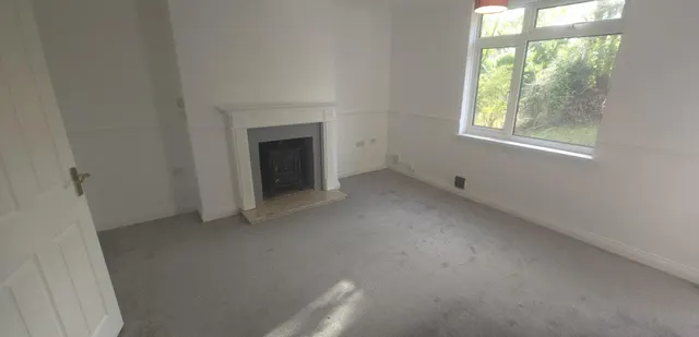 Photo 3 — Dormer Avenue, Tamworth, B77