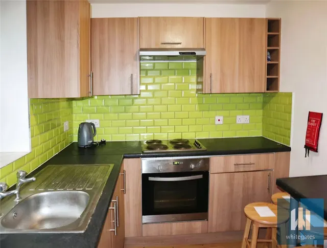 Fenton Road, Lockwood, HD1, photo 2
