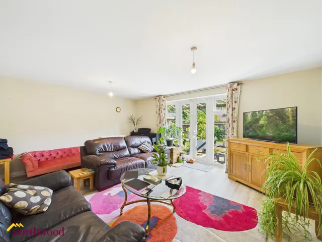 Crouch Hill Road, Banbury, OX16, photo 3