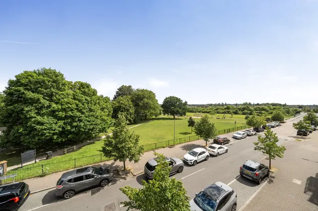 Repton Avenue, Ashford, TN23, photo 2