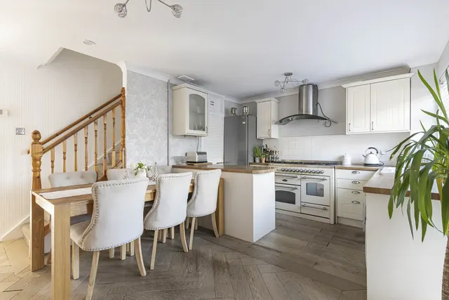 Beckenham, BR3, photo 3