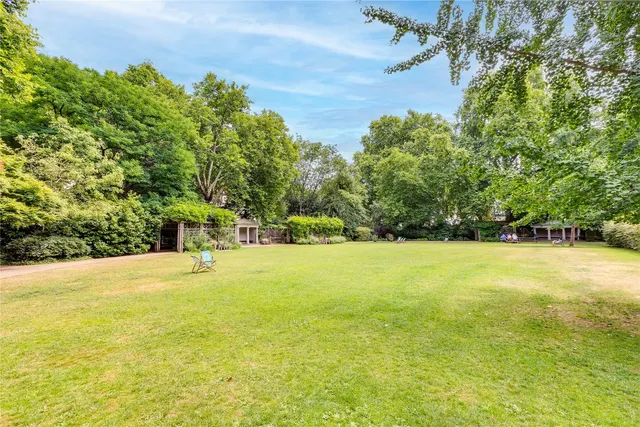 Belgrave Place, London, SW1X, photo 2
