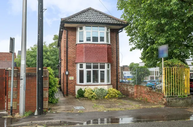 Cedar Road, Southampton, SO14, photo 1