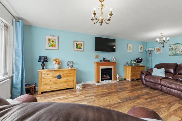 Photo 2 — Alexandra Road, Evesham, WR11