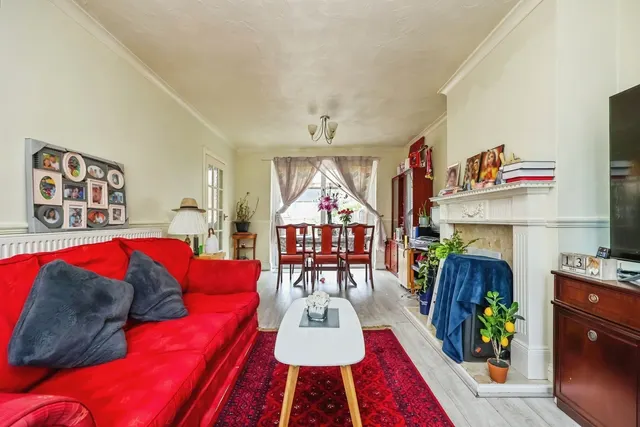 Photo 3 — Brandish Crescent, Clifton, Nottingham, NG11