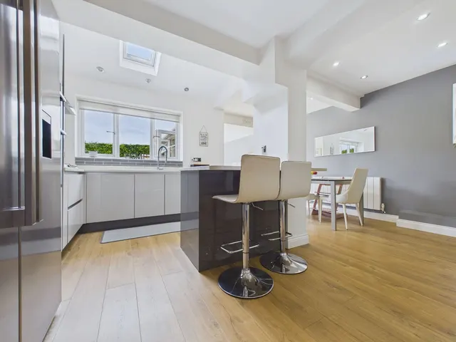 Barns Green, Meole Village, SY3, photo 2