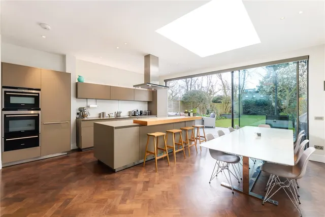 Clarendon Drive, London, SW15, photo 1