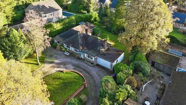 Pinewood Drive, Ashley Heath, Staffordshire, TF9, photo 1
