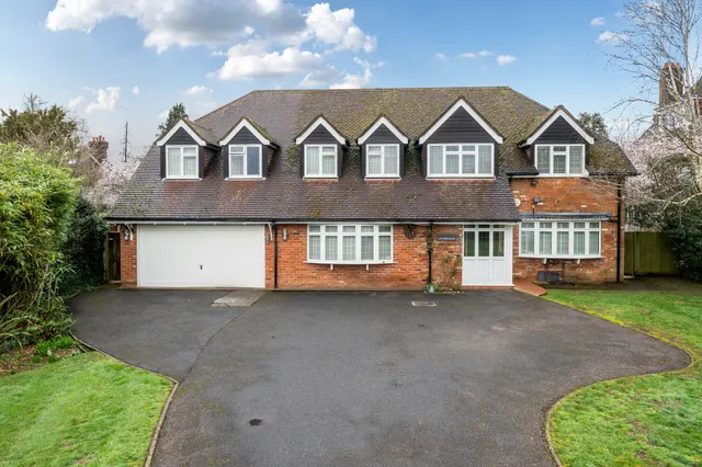 Bulstrode Way, Gerrards Cross, SL9, photo 1