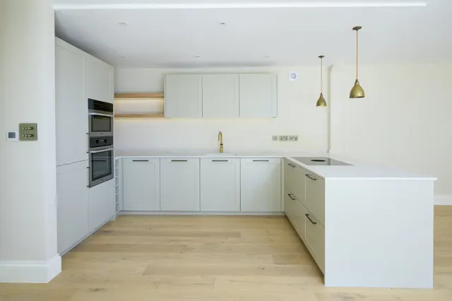 Oakfield House, Weston Park, Bath, BA1, photo 1