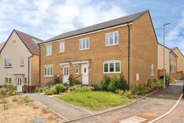 Mattravers Walk, Taunton, photo 1
