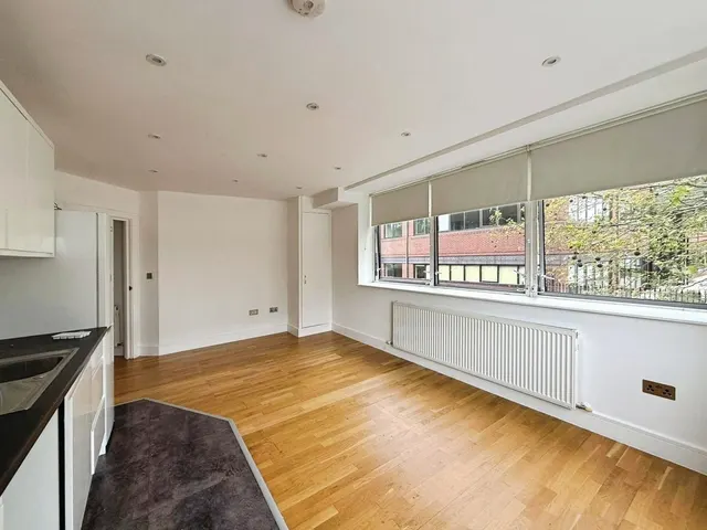 London Road, Bracknell, RG12, photo 3