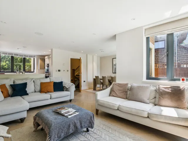 Clarence Avenue, London, SW4, photo 3