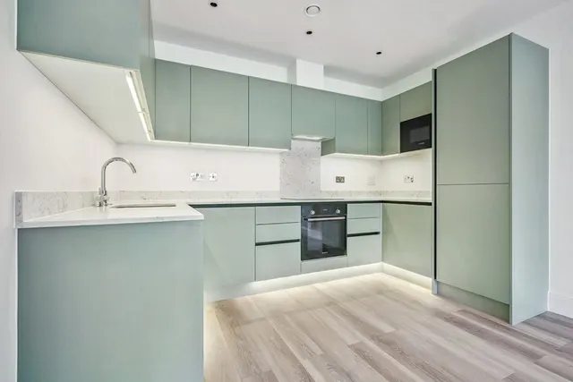 Wetherby House, Northwood, HA6, photo 2
