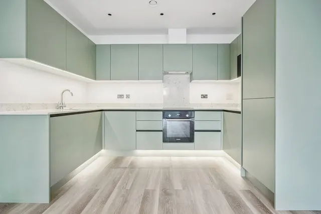 Wetherby House, Northwood, HA6, photo 3