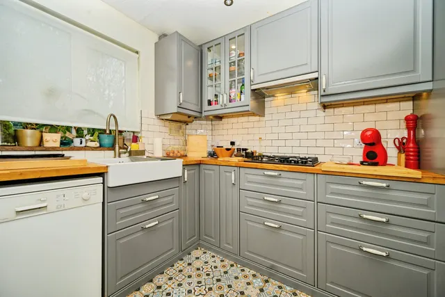 Haltside, Hatfield, AL10, photo 2