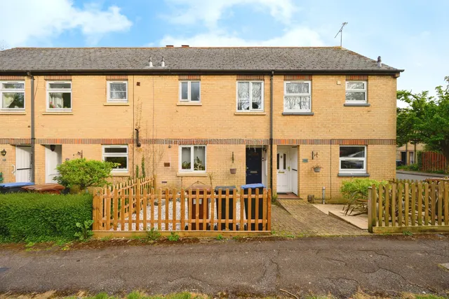 Haltside, Hatfield, AL10, photo 1