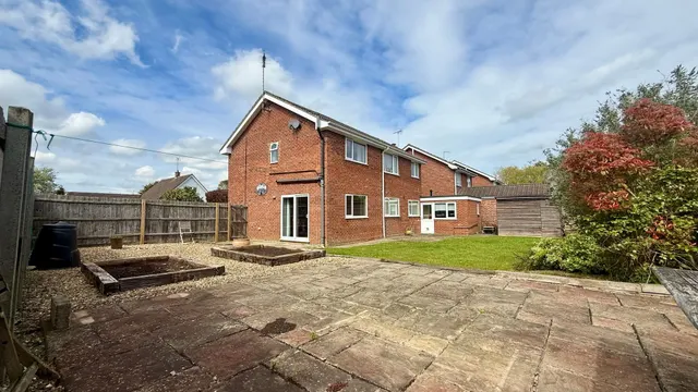 Photo 3 — Waterside Close, Bourne, PE10