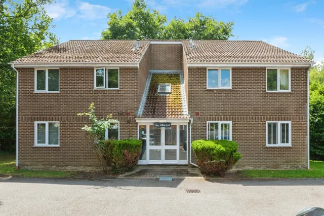 Itchen Avenue, Bishopstoke, Eastleigh, photo 1