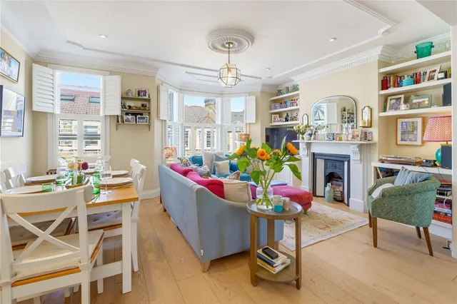 Marmion Road, London, SW11, photo 1