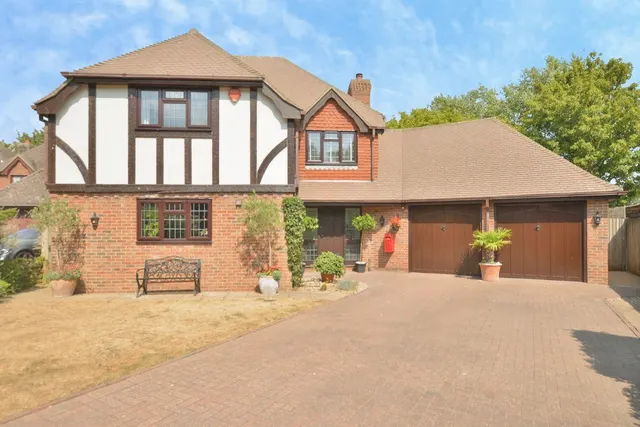 Orchard Drive, Littlestone, New Romney, Kent, TN28, photo 1