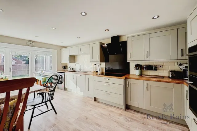Forrester Close, Brayton, YO8, photo 3