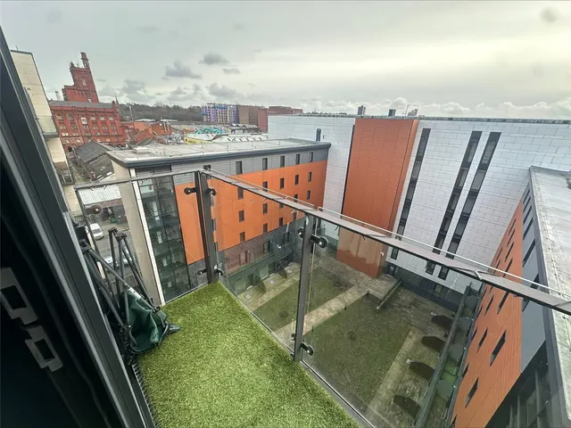 Plaza Boulevard, Liverpool, L8, photo 3
