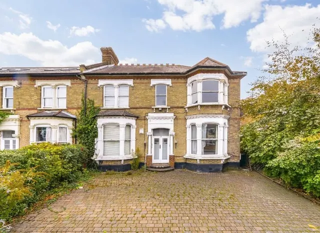 Station Road, Hendon, NW4, photo 1