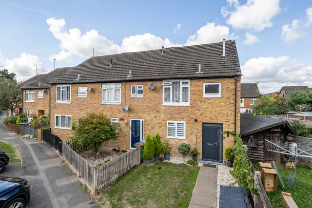 Serrin Way, Horsham, RH12, photo 1