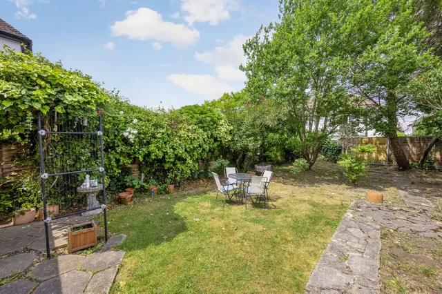 Portland Avenue, New Malden, KT3, photo 2