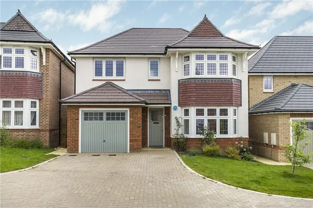 3 bedroom house, Curmore, Radley, OX14