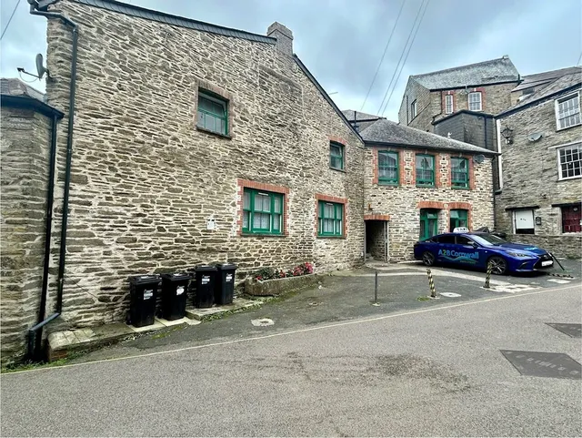 Fore Street, Liskeard, PL14, photo 1