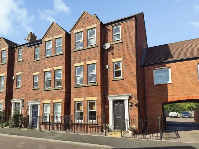 Newcastle Upon Tyne NE3 5RA, NE3, photo 1