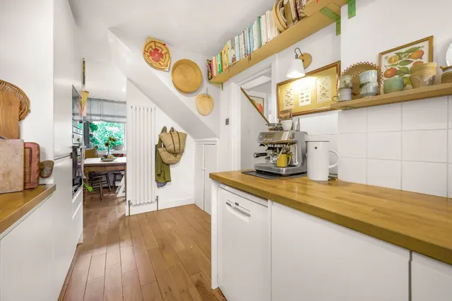 St. Albans Villas, London, NW5, photo 3
