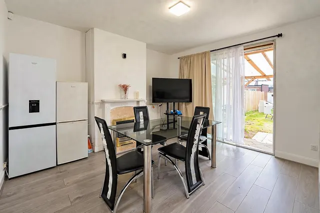 Heath Road, Hounslow, photo 3