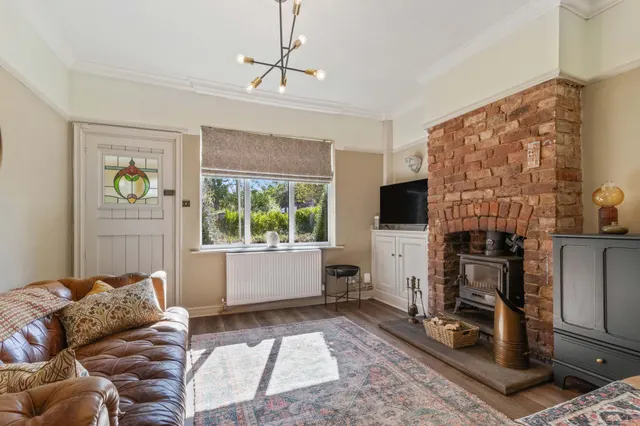 Photo 2 — Chester Road, Grappenhall, Warrington, Warrington, WA4 2QQ