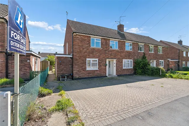Waycross Road, Upminster, RM14, photo 1