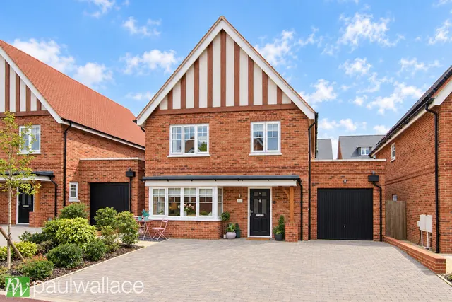 Dunbar Grove, Broxbourne, EN10, photo 1