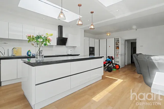 Court Road, Orpington, BR6, photo 3