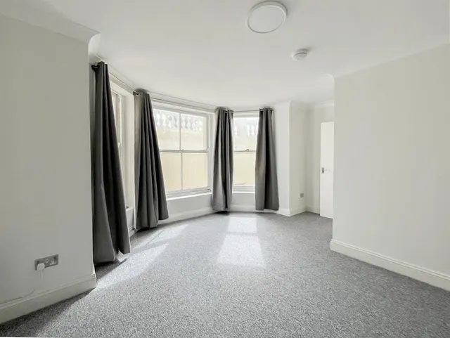 Photo 3 — Warrior Square, St. Leonards-On-Sea, TN37 6BS