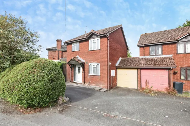 Richmond Street, Halesowen, photo 1