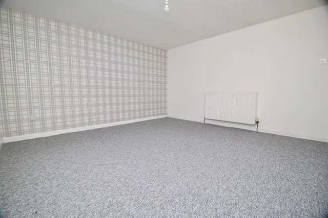 Photo 2 — Cedar Road, Cumbernauld, G67 3AS