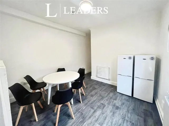 Alexandra Street, Eastwood, NG16, photo 3