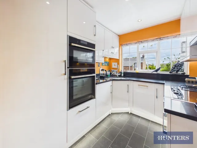 St. Oswalds Court, Filey, YO14, photo 3