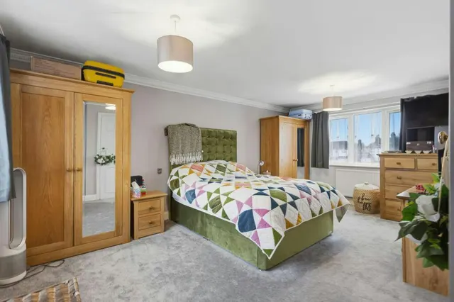Photo 2 — Wellfield Road, Folkestone, CT20