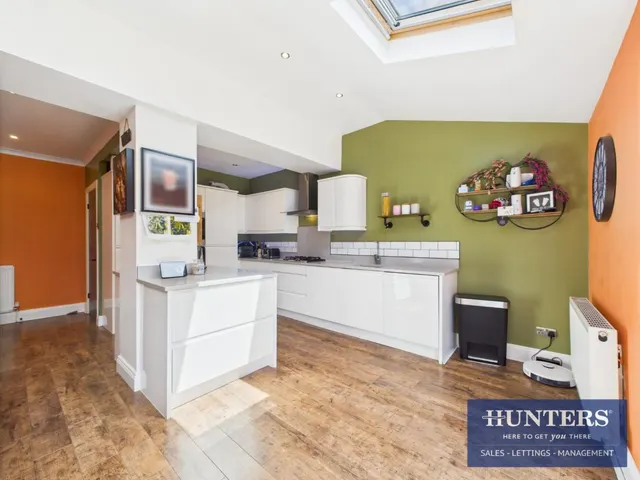 Huntingdon Gardens, Humbledon Hill, SR3, photo 3