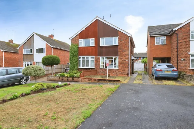 Lea Wood Grove, Kidderminster, DY11, photo 1