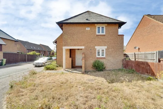 Tallis Lane, Browns Wood, MK7, photo 1